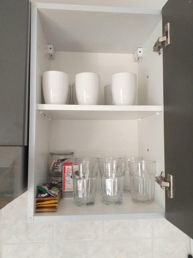 Tili Apartment Pula Luaran gambar